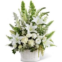 S8-4452 The FTD® In Our Thoughts Arrangement