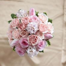 W15-4653 The FTD® Dawn Rose Bouquet