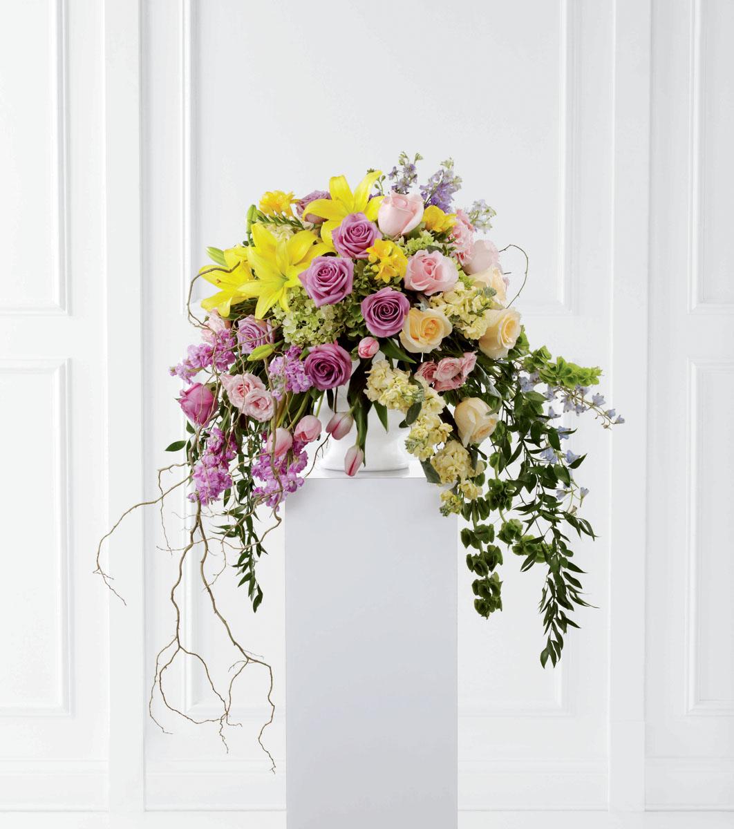 S37-4525 The FTD® Display of Affection Arrangement