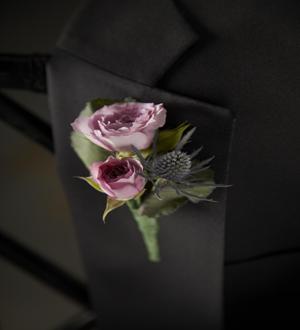 W16-5063 The FTD® Veronica Boutonniere