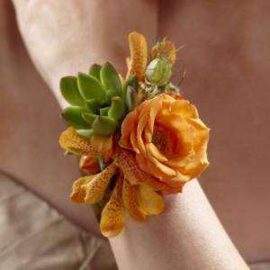 W44-5095 The FTD® Irresistible Love Wrist Corsage